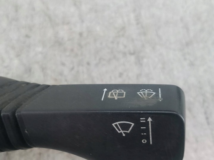 COMMUTATEUR COMPOSITE OPEL ASTRA H 13250226GH 204278 1.7 CDTI