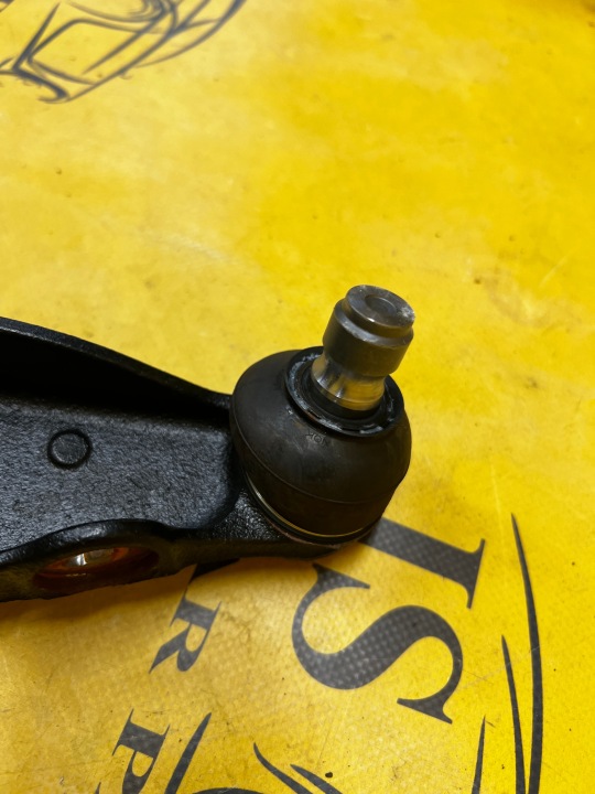 BRAS DE SUSPENSION ARRIÈRE ARRIÈRE SUPÉRIEUR DROIT SUBARU FORESTER VI SL 25- 2.0 HYBRIDE