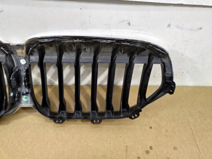 GRILLE CALANDRE PARE-CHOCS AVANT BMW X1 F48 LIFT 185178-1