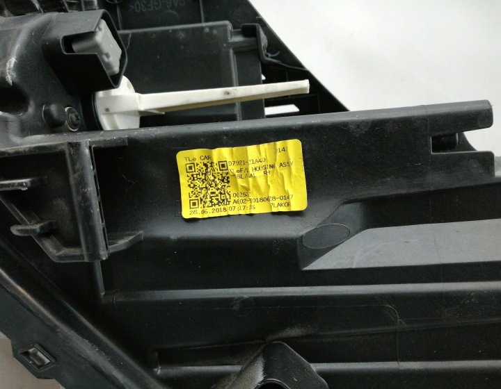 PHARE DROITE AVANT LIFT HYUNDAI TUCSON 1.6 GDI D792111A20