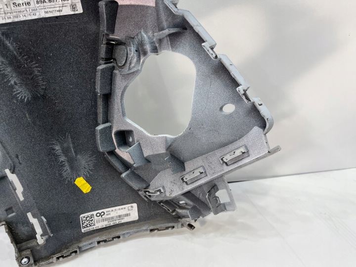 AUDI Q4 E-TRON 89A ANGLE PARE-CHOCS AVANT AVANT GAUCHE 89A807103