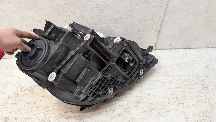 MERCEDES GLE W167 MULTIBEAM PHARE AVANT AVANT GAUCHE A1679068507
