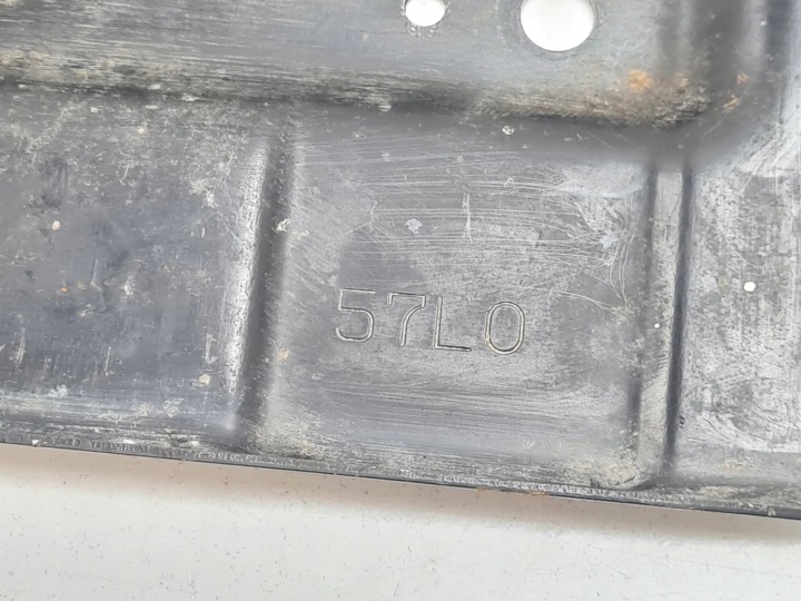2011 SUZUKI KIZASHI SUPPORT BATTERIE 57L0