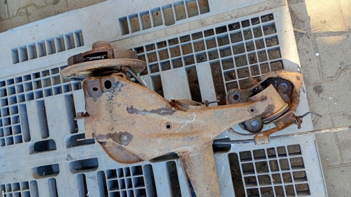 POUTRE SUSPENSIONS ARRIÈRE FIAT GRANDE PUNTO 1.2B 06R