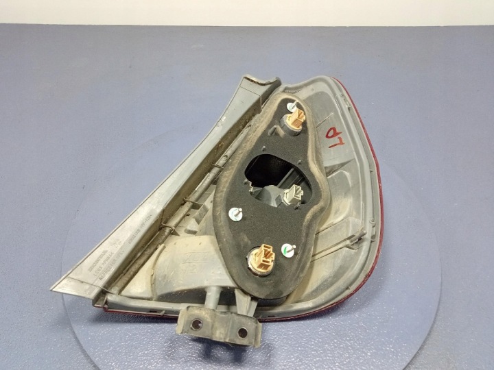 HONDA JAZZ II 01-04 PHARE ARRIÈRE GAUCHE ARRIÈRE ICHIKOH 4949
