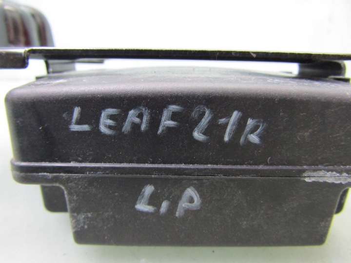 LEAF II ZE1 21R HAUT-PARLEUR GÉNÉRATEUR SON GAUCHE AVANT AVANT 281H03NF1A