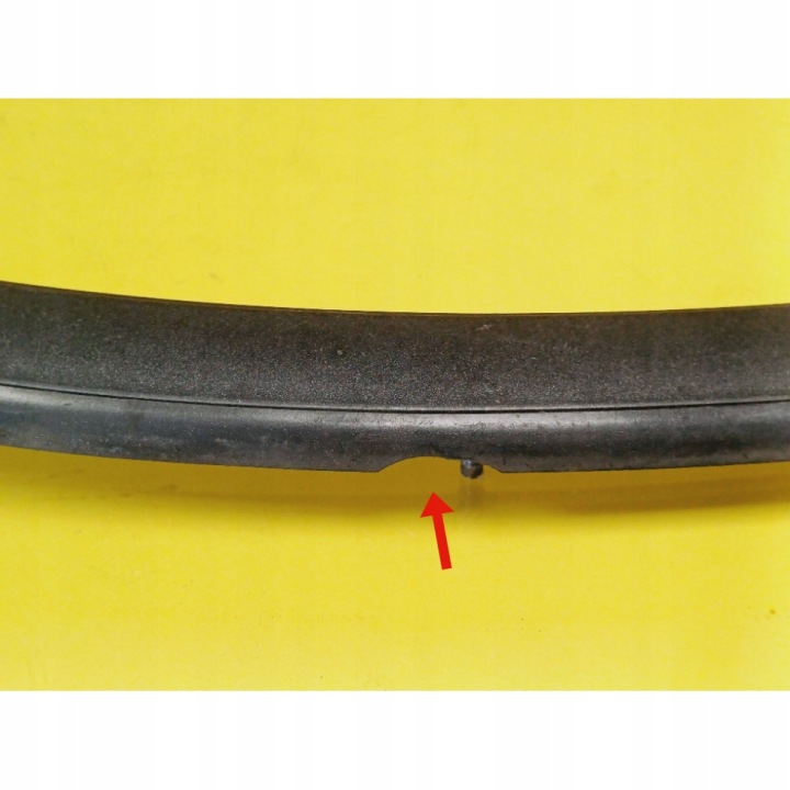 MOULURE GARDE-BOUE GAUCHE AVANT SAAB 9000 CS LIFT NR320
