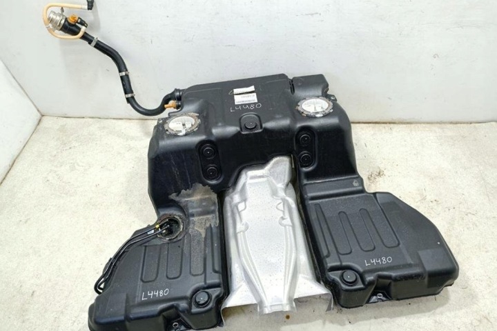 RÉSERVOIR CARBURANTS BENTLEY CONTINENTAL FLYING PIGNON (3W_) 3D0201085N GASOLINE