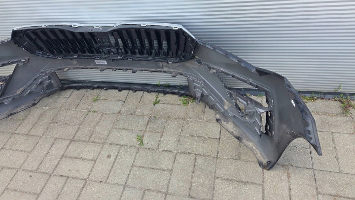 SKODA SCALA LIFT 657 23- PARE-CHOCS AVANT AVANT 657807221