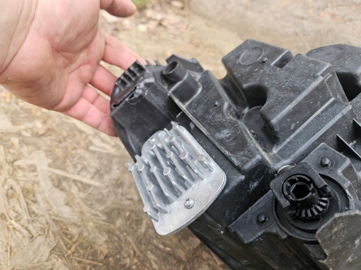 FORD KUGA MK3 PHARE GAUCHE AVANT COMPLET LED AVANT