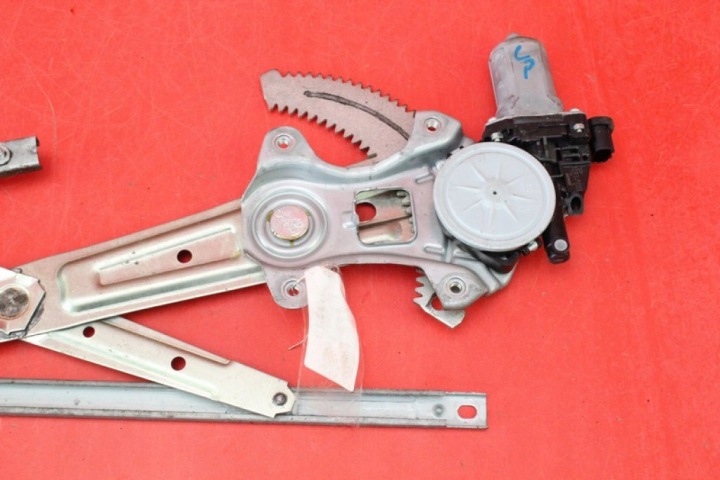 ÉLÉVATEUR VITRES GAUCHE AVANT EUROPE 85720-B2020 SUBARU JUSTY 4 IV 5D 07-11