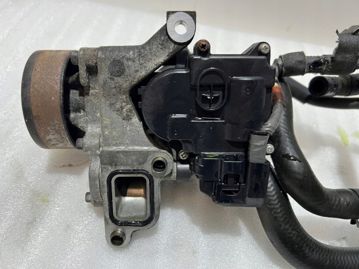 MAZDA CX-3 POMPE À EAU THERMOSTAT 1.5 DIESEL ANNÉE 2016 S550-15010