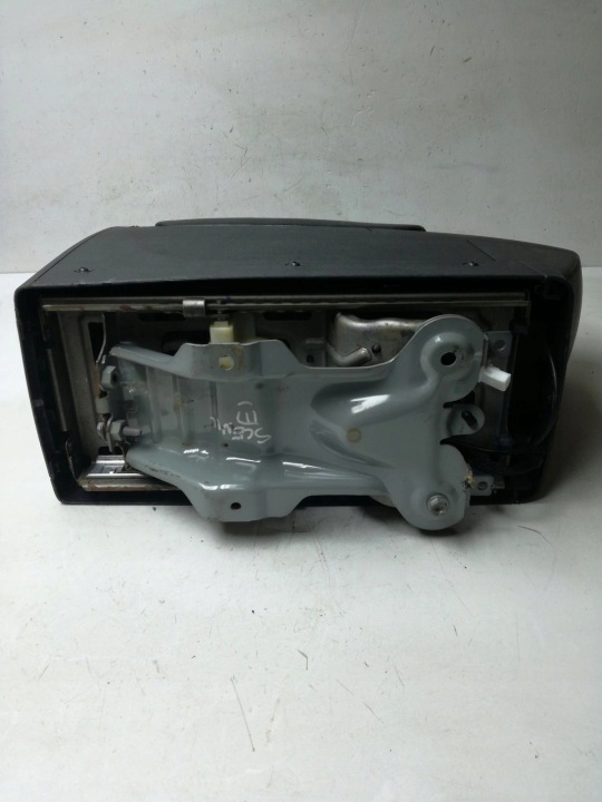 ACCOUDOIR TUNNEL CENTRAL RENAULT SCENIC III 3