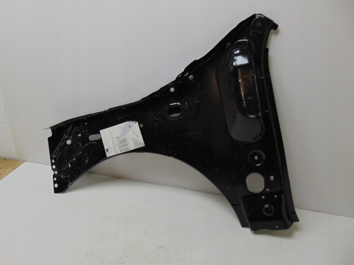 BRODERIE TABLIER DROIT AVANT RENAULT DACIA DUSTER II 762307103R