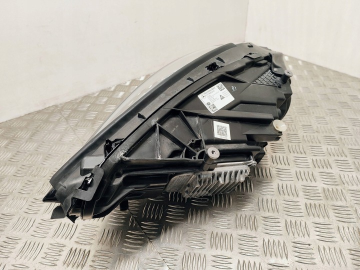 MERCEDES-BENZ A W177 2019 DROITE CÔTÉ PHARE AVANT