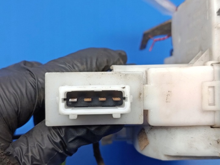 VW GOLF 3 III 5D SERRURE DE PORTE AVANT GAUCHE 1H1837015A CENTRALKA+LIONKI SERRURE