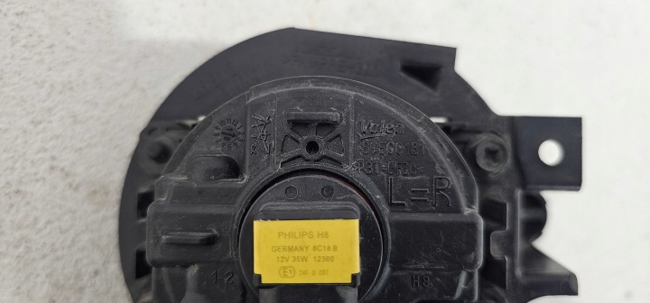 PHARES ANTIBROUILLARD GAUCHE FIXATION NISSAN LEAF I 10-17