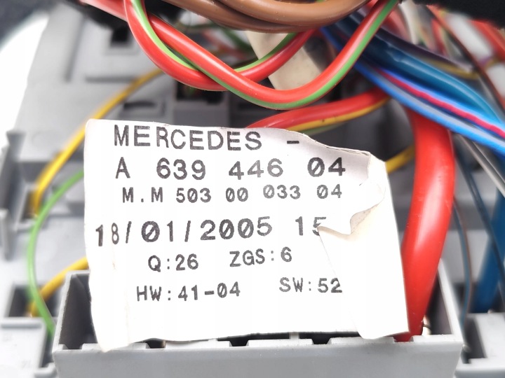 FIAT PUNTO CHÂSSIS MODULE FUSIBLES 1.4 ESSENCE 57KW (77 HP) 51827976