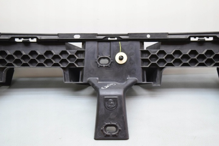 CENTRAL FIXATION ARRIÈRE PARE-CHOCS PEUGEOT 3008 SUV 9811280580 1.2L