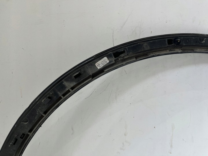 AUDI Q5 80A MOULURE REVÊTEMENT GARDE-BOUE AVANT AVANT DROITE 80A853718E