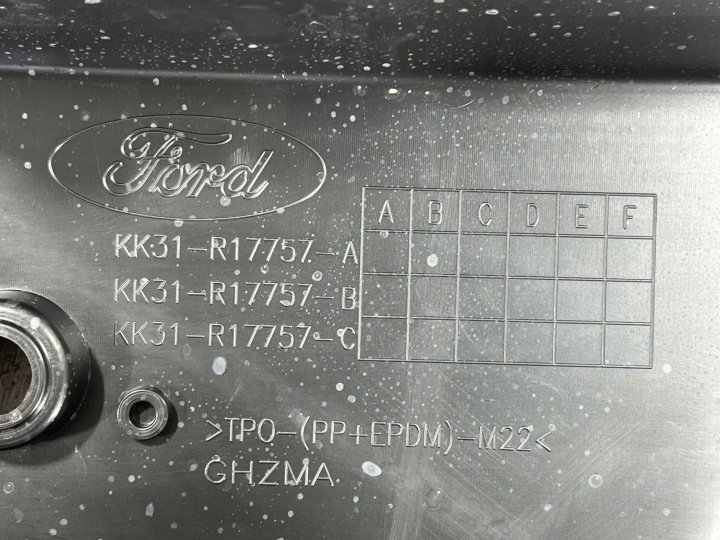 PARE-CHOCS AVANT AVANT FORD TRANSIT MK8 KK31-R17757-A
