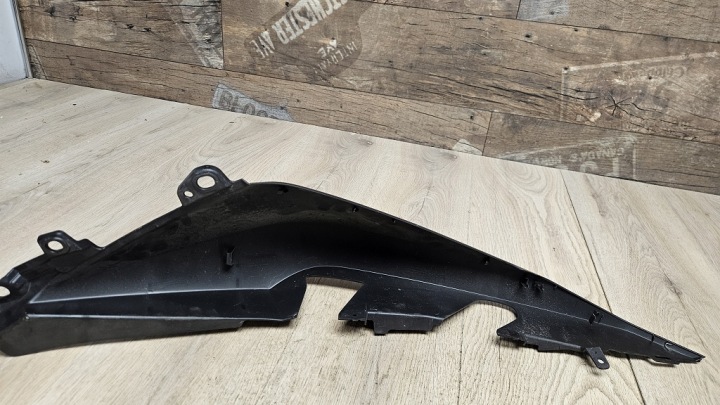 COLLECTEUR GAUCHE ARRIÈRE QUEUE YAMAHA X-MAX 125 300 400 (18-24) BL1-F1731-00