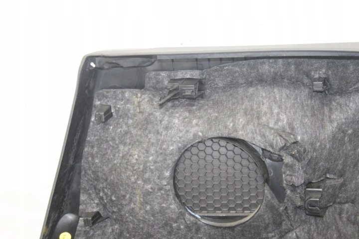 AUTRE PIÈCES INTERNE AUDI TT (8J3) 8J8867035A 21069118 3.2L 184KW 2007