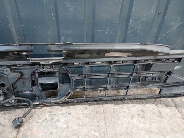 3G0853651CA GRILLE CALANDRE DANS PASSAT B8 3G LIFT 19-24 GTE