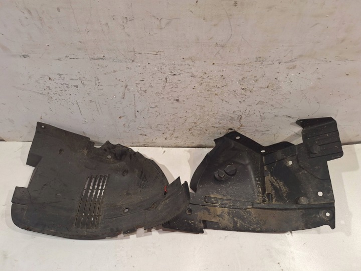PASSAGE DE ROUE AVANT DROIT 638443213R RENAULT TRAFIC III VIVARO B 14-