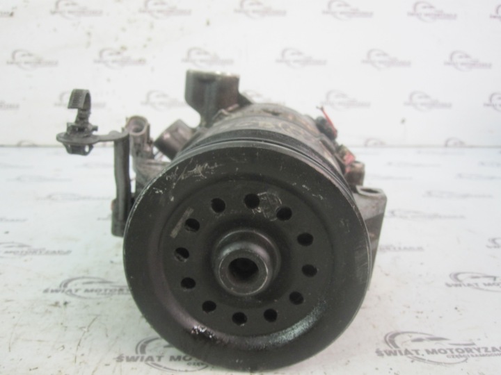TOYOTA YARIS AURIS 1.33 VVTI 10R COMPRESSEUR DE CLIMATISATION 447260-3312