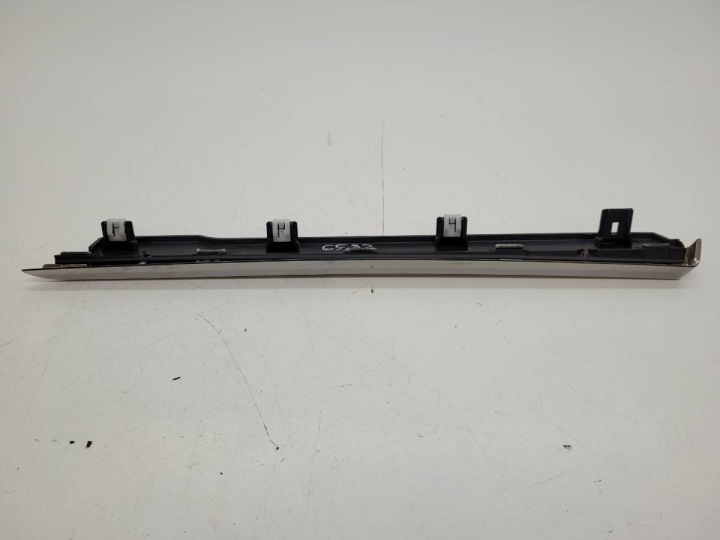 MOULURE DÉCOR COCKPIT TABLEAU DE BORD PROTECTION PEUGEOT 5008 II 9829578677