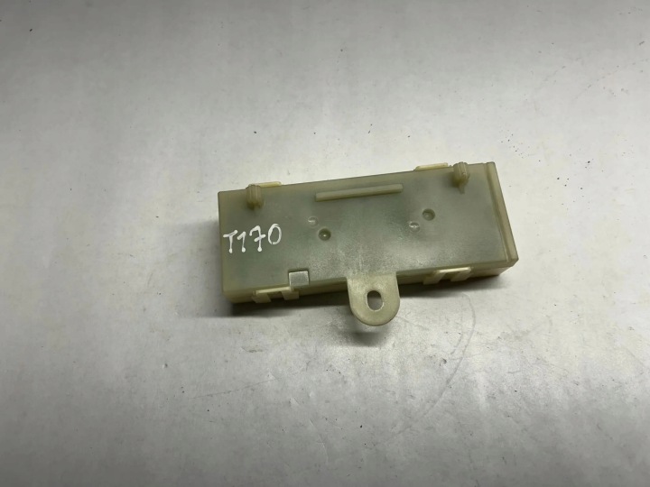 MERCEDES GL X166 MODULE A1669003708