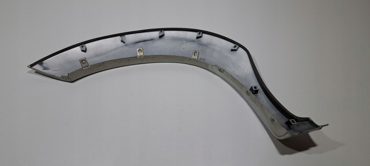 TOYOTA HILUX MOULURE PORTES DROIT AVANT 53847-0K020
