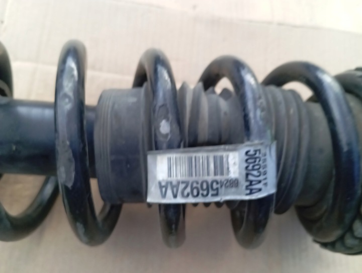 CHRYSLER 300 15- LIFT 300S AMORTISSEUR AVANT AVANT DROIT MCPERSON 3.6