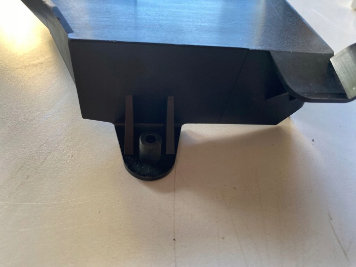 BMW F30 330E COUVERCLE POIGNÉE BOÎTES FUSIBLES 9367069