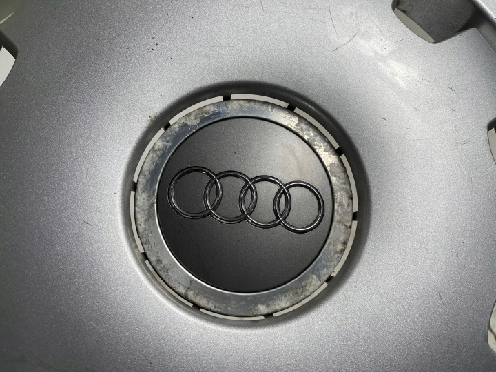 AK215 CHAPEAU 16 AUDI A6 C5 A4 B6 B7 4B0601147D ORIGINAL