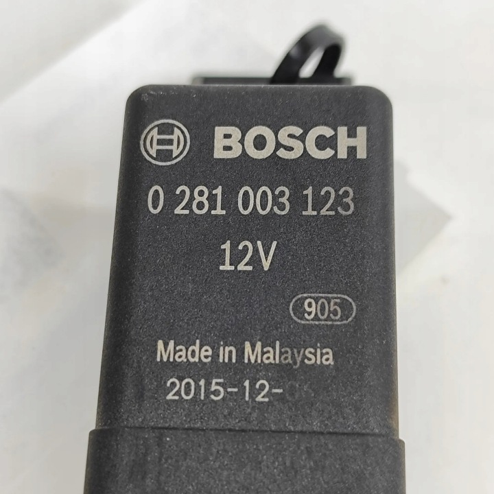 BOUGIES ALLUMAGE JAGUAR XE (X760) 0281003123 2015