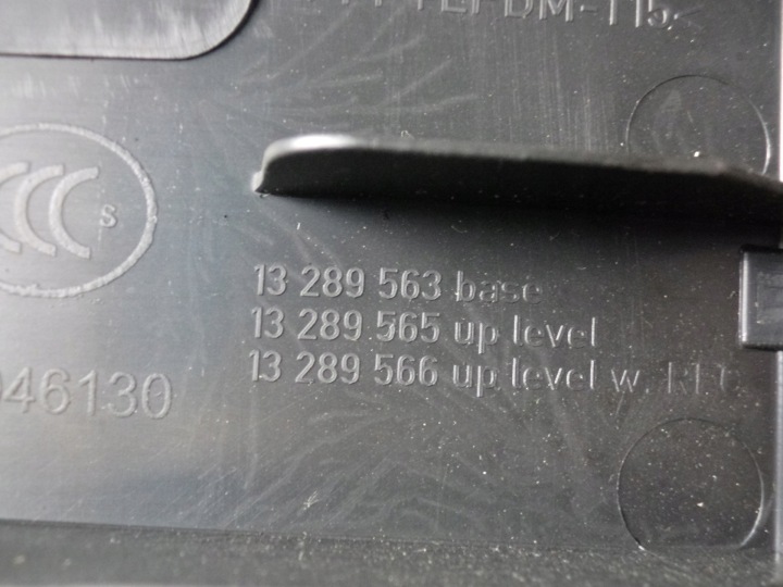 OPEL-CZESCI ZAFIRA C MOULURE PROTECTION PAROIS COURROIE ARRIÈRE