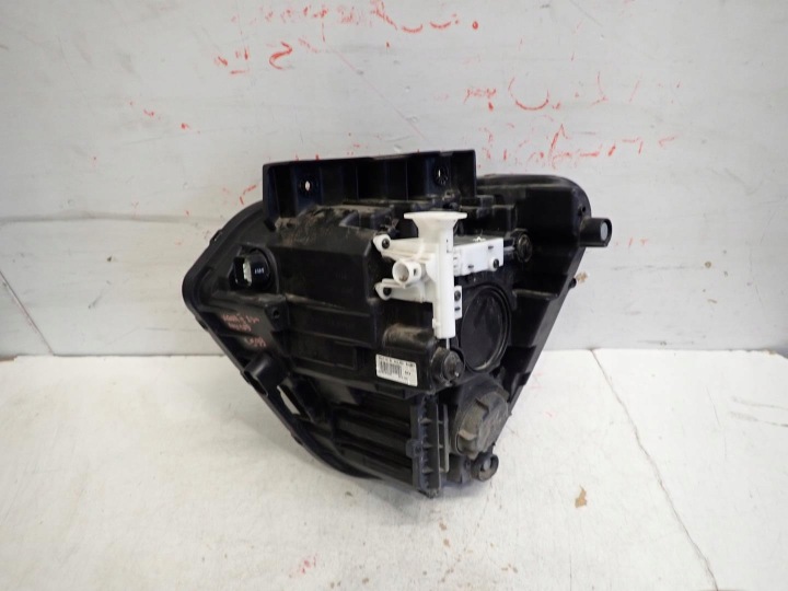 PHARE AVANT AVANT DROITE HYUNDAI KONA II 2022- COMPLET LED 92102-BE050