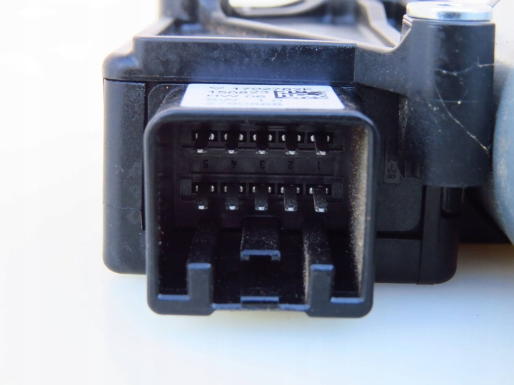PETIT MOTEUR TOIT OUVRANT 4N51F53508AD VOLVO S60 II S80 II XC60 I V60 I