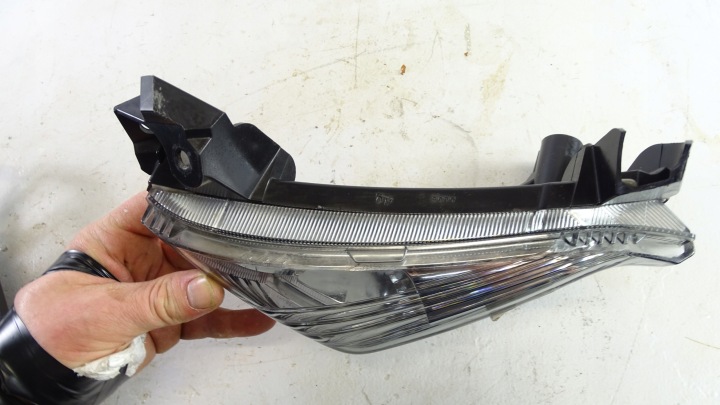 E503 HONDA SILVERWING FJS 400 600 CLIGNOTANT GAUCHE
