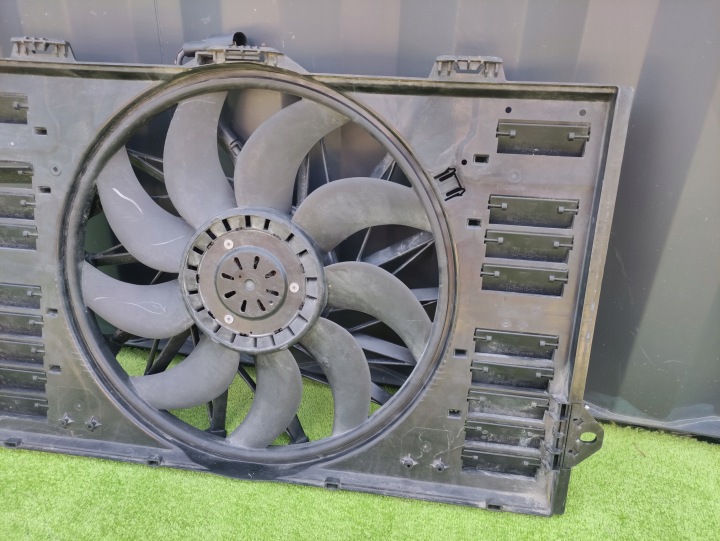 PORSCHE PANAMERA 970 09- VENTILATEUR RADIATEUR