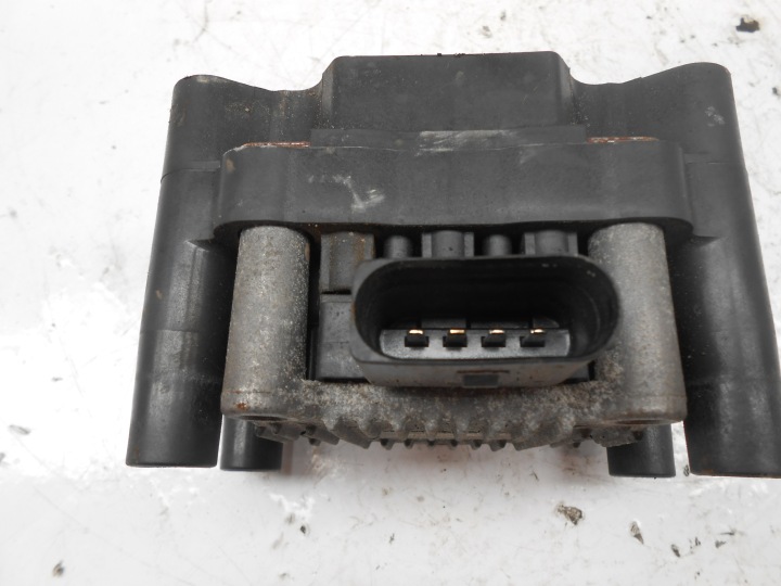 AUDI A3 8L SEAT LEON II SKODA OCTAVIA I BOBINE ALLUMAGE MODULE NGK U2003