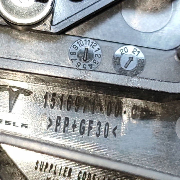 TESLA MODÈLE Y 2021 AUTRE ÉQUIPEMENT ÉLECTRIQUE