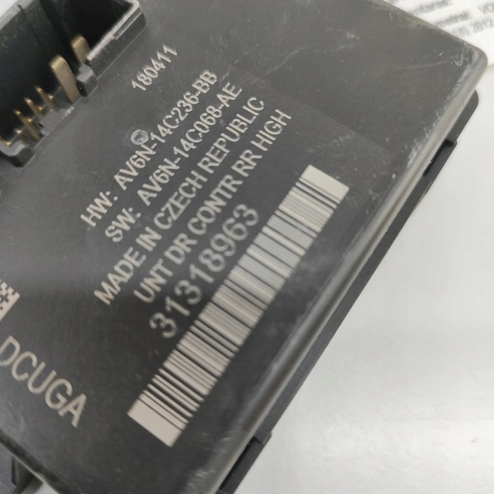 MODULE ARRIÈRE GAUCHES PORTES VOLVO V60 31318963 30448164 1.6L 84KW 2012