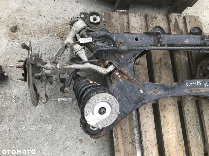 SUSPENSION ARRIÈRE CHÂSSIS POUTRE CHÂSSIS JAGUAR F-TYPE X-152