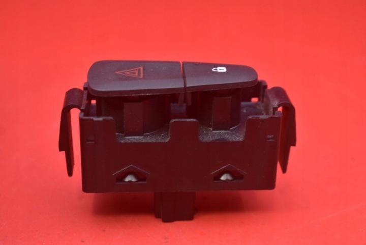 COMMUTATEUR FEUX D'URGENCE E3160101 DACIA DOKKER LIFT 17-21