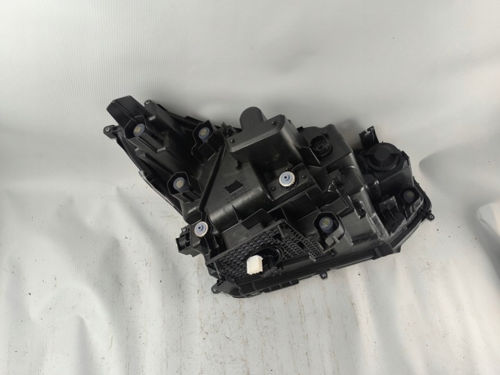TOYOTA YARIS CROSS 2021-2024 PHARE GAUCHE COMPLET LED 0D-314 EUROPE