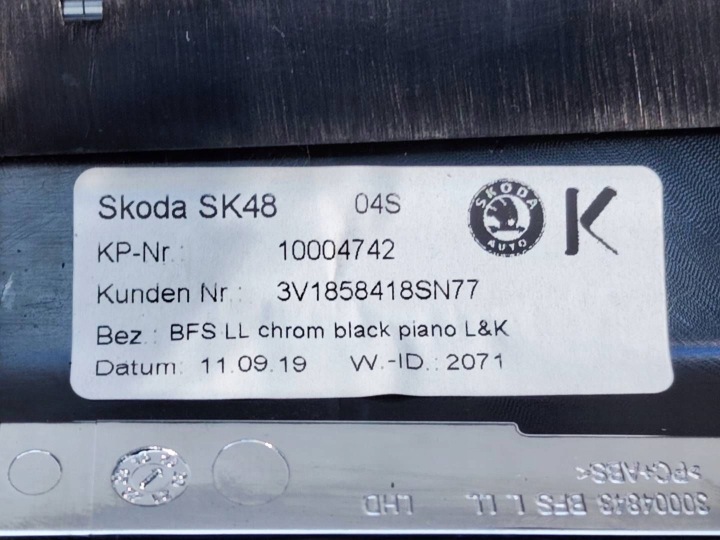 MOULURE DÉCOR LED L&K 3V1858418 SKODA SUPERB III 3V