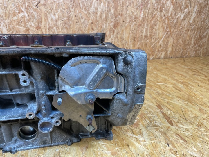 BLOC MOTEUR MERCEDES C CLASSE W205 2.0 CGI HYBRID 274920 R2740109902